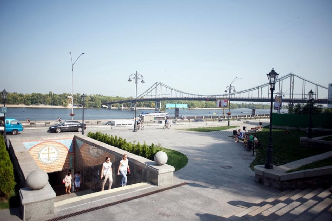 Podil Apart Near Poschtova Square History Center Kiev Exteriör bild